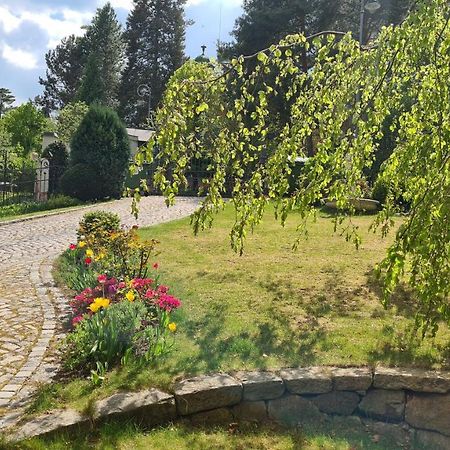 Apartmany Vila Liberty Karlsbad Exteriör bild