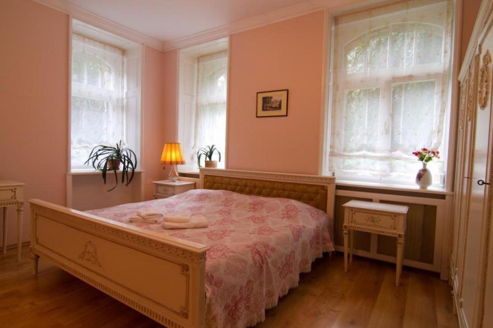 Apartmany Vila Liberty Karlsbad Exteriör bild